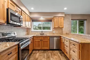 3613 Polk Ln, Deer Park, TX 77536 - Photo 5