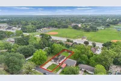 110 N Texas Street, Texas City, TX 77591 - Photo 27