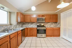 11951 Duran Canyon Ct, Houston, TX 77067 - Photo 9