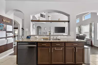 361 Lake Line Drive, Alvin, TX 77511 - Photo 7