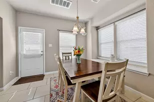 361 Lake Line Dr, Alvin, TX 77511 - Photo 9