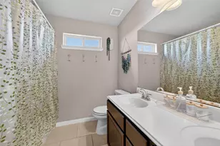 361 Lake Line Dr, Alvin, TX 77511 - Photo 23