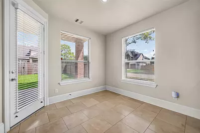 9439 Emerald Lakes Drive, Rosharon, TX 77583 - Photo 7