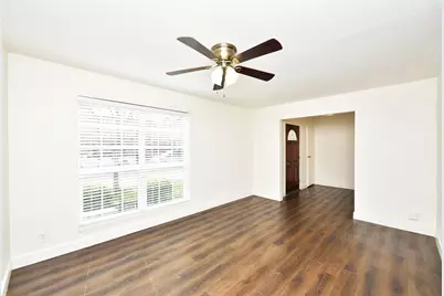 11002 Hammerly Boulevard #57, Houston, TX 77043 - Photo 5