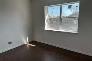 4605 Clover St, Houston, TX 77051 - Photo 7