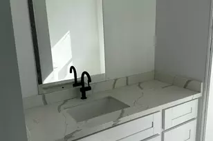 4605 Clover St, Houston, TX 77051 - Photo 7