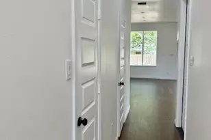 4605 Clover St, Houston, TX 77051 - Photo 15