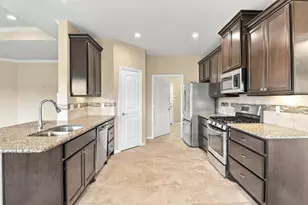 710 Buttercup Ct, Sealy, TX 77474 - Photo 19