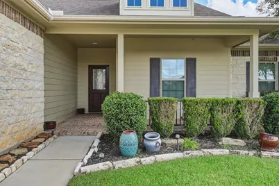 710 Buttercup Court, Sealy, TX 77474 - Photo 5