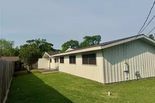 10315 Carlow Ln, La Porte, TX 77571 - Photo 35