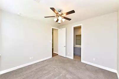 5502 Camaguey Street, Houston, TX 77023 - Photo 5