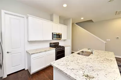 5502 Camaguey Street, Houston, TX 77023 - Photo 13