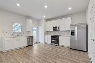 10638 Whitejacket, Conroe, TX 77385 - Photo 3