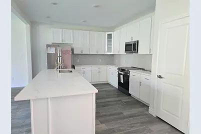 12809 Andromeda Ct, Willis, TX 77318 - Photo 5