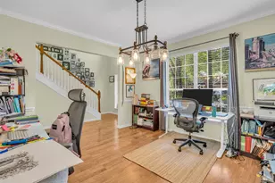 119 N Westwinds Cir, The Woodlands, TX 77382 - Photo 9