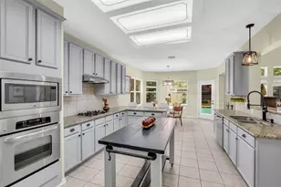 119 N Westwinds Cir, The Woodlands, TX 77382 - Photo 19