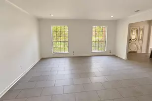 5330 Lawn Arbor Dr, Houston, TX 77066 - Photo 5