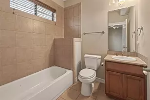 2063 W 14th 1/2 St, Houston, TX 77008 - Photo 19