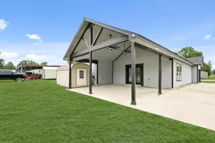 131 S Tyler Rd, Goodrich, TX 77335 - Photo 5