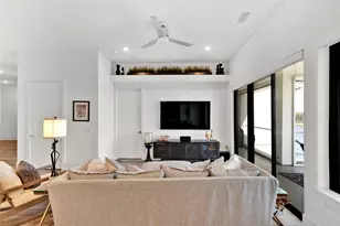 199 Waterpoint Ct, Conroe, TX 77356 - Photo 13