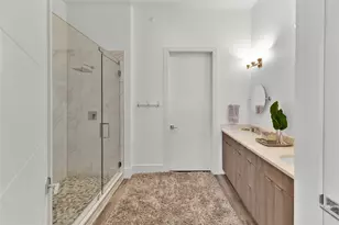 199 Waterpoint Ct, Conroe, TX 77356 - Photo 17