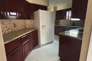 2908 Sandpiper Dr, Baytown, TX 77521 - Photo 5