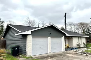 11311 Caribbean Ln, Houston, TX 77089 - Photo 3