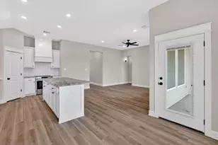 200 Orchard Cv, Snook, TX 77878 - Photo 7