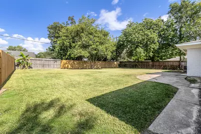 10331 Collingswood Road, La Porte, TX 77571 - Photo 19
