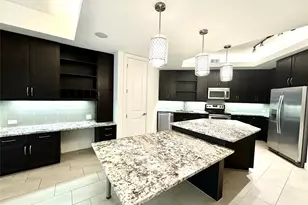 2303 Mid Ln, Houston, TX 77027 - Photo 3