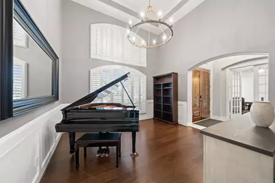 15619 Stone Gables Lane, Houston, TX 77044 - Photo 9