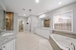 15619 Stone Gables Ln, Houston, TX 77044 - Photo 21