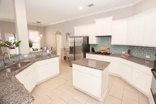 12314 Winding Shores Dr, Pearland, TX 77584 - Photo 5