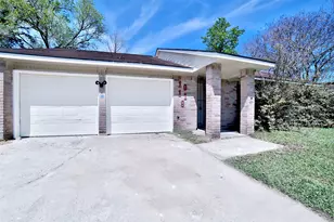 10119 Valley Club Dr, Houston, TX 77078 - Photo 5