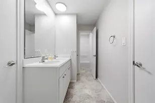 727 Bunker Hill Rd, Houston, TX 77024 - Photo 31