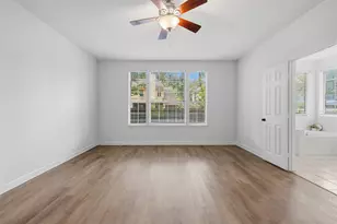 60 W Twinberry Pl, The Woodlands, TX 77381 - Photo 15
