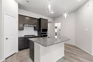 123 Neches Nook Ct, Conroe, TX 77304 - Photo 5