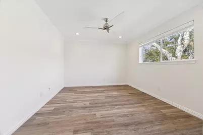 300 Pecore Street #17, Houston, TX 77009 - Photo 7