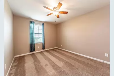 9434 Emerald Green Drive, Rosharon, TX 77583 - Photo 13