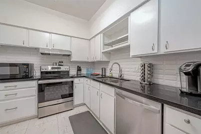 2100 Tanglewilde Street #189, Houston, TX 77063 - Photo 15