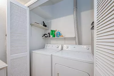 2100 Tanglewilde Street #189, Houston, TX 77063 - Photo 25