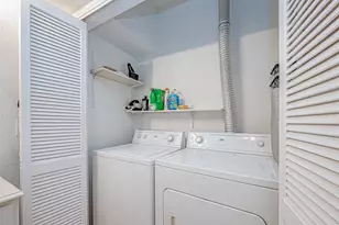 2100 Tanglewilde St, Houston, TX 77063 - Photo 25