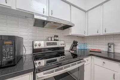 2100 Tanglewilde Street #189, Houston, TX 77063 - Photo 15