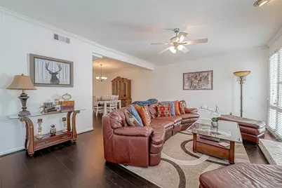 2100 Tanglewilde Street #189, Houston, TX 77063 - Photo 7