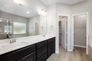 221 Inwood Dr, West Columbia, TX 77486 - Photo 13