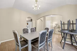 7919 Pelican Ln, Baytown, TX 77523 - Photo 9
