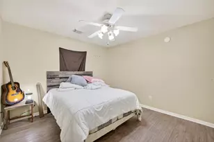 7919 Pelican Ln, Baytown, TX 77523 - Photo 29
