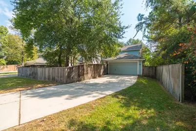 130 W Montfair Boulevard, The Woodlands, TX 77382 - Photo 25