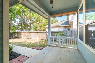 130 W Montfair Boulevard, The Woodlands, TX 77382 - Photo 23