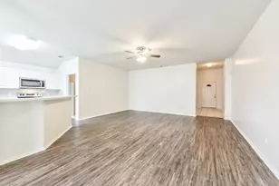 19822 River Breeze Dr, Tomball, TX 77375 - Photo 5